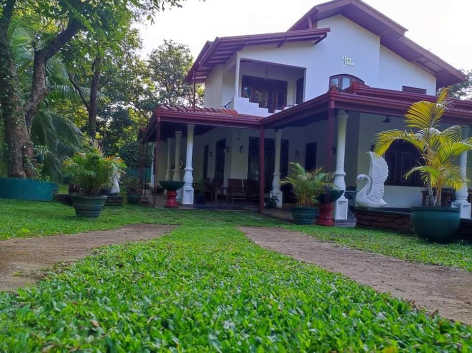 Visu Villa Hotel Habarana Exterior photo